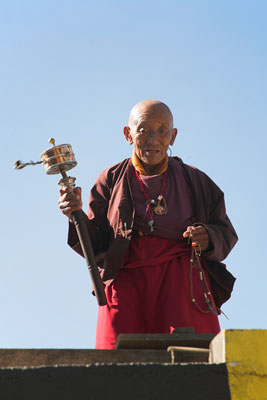 Monnik van het Namobuddha klooster